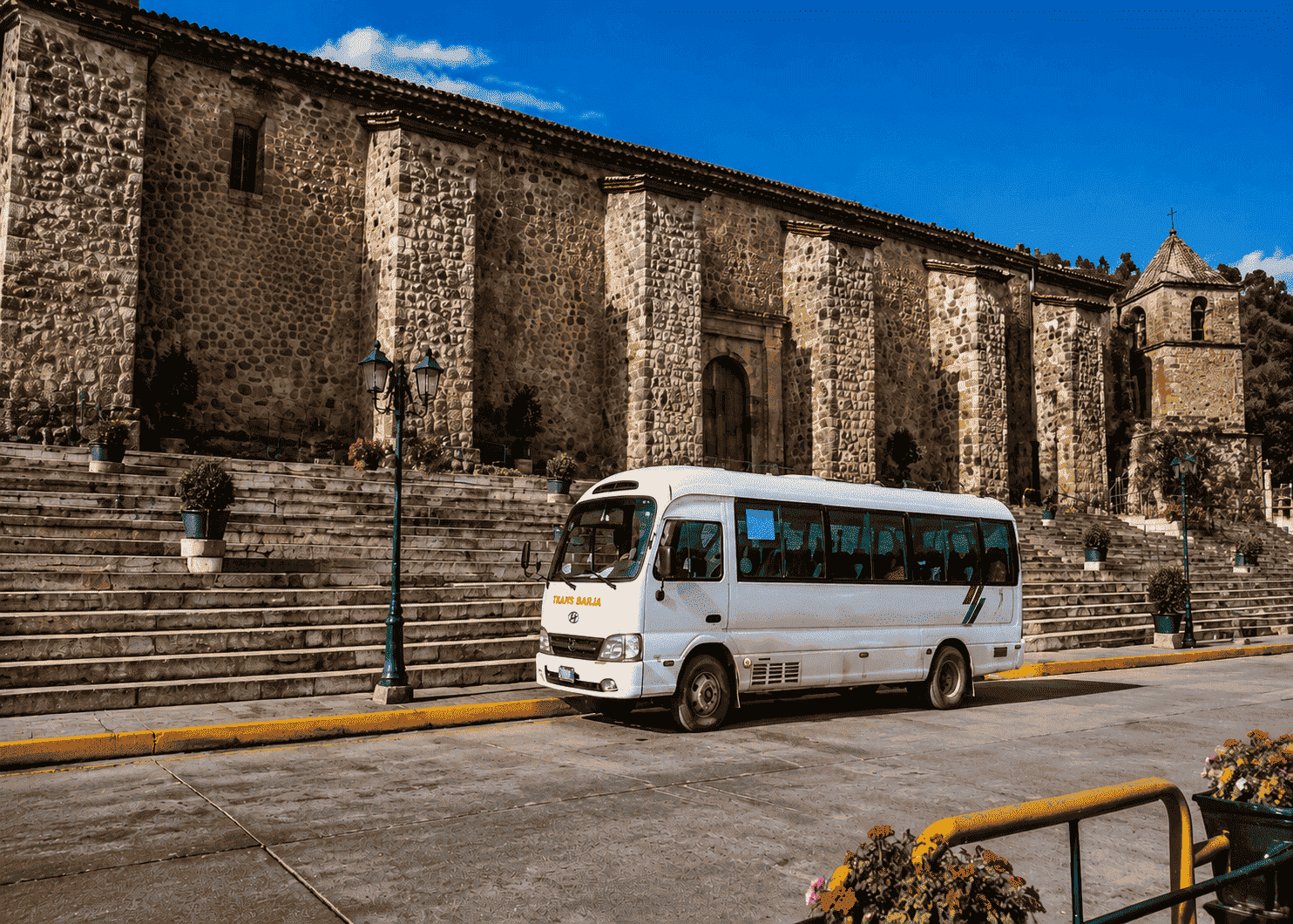 Bus Hyundai de Transportes Barja en servicio turístico